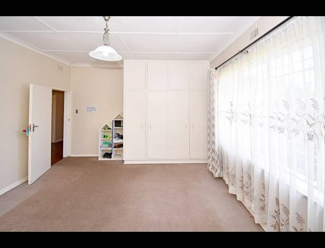 3 BEDROOM HOUSE TO LET IN SYDENHAM